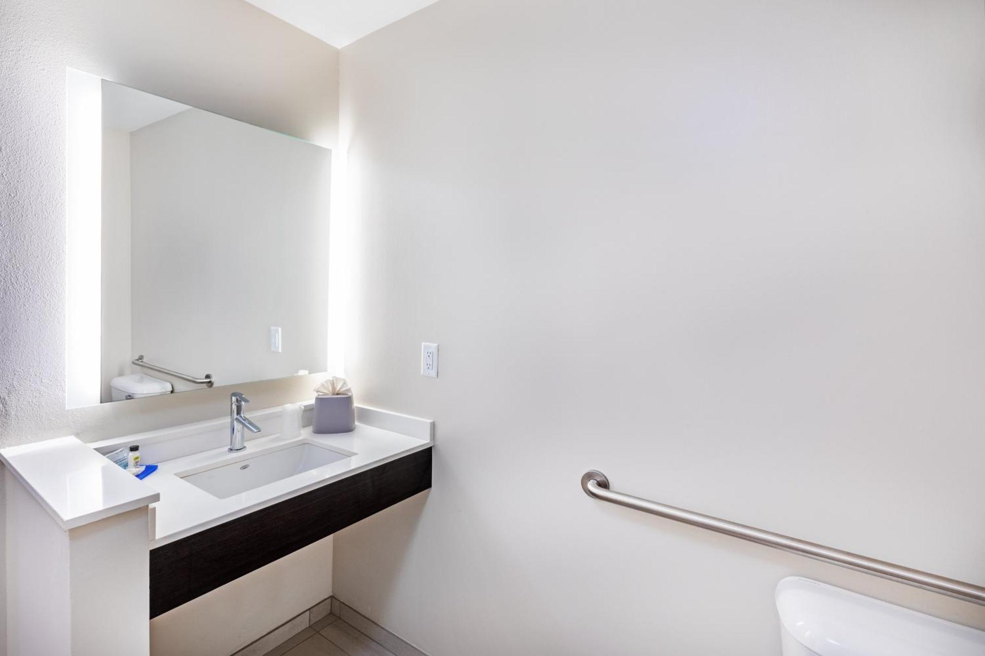 Holiday Inn Express & Suites Purcell By Ihg Eksteriør billede