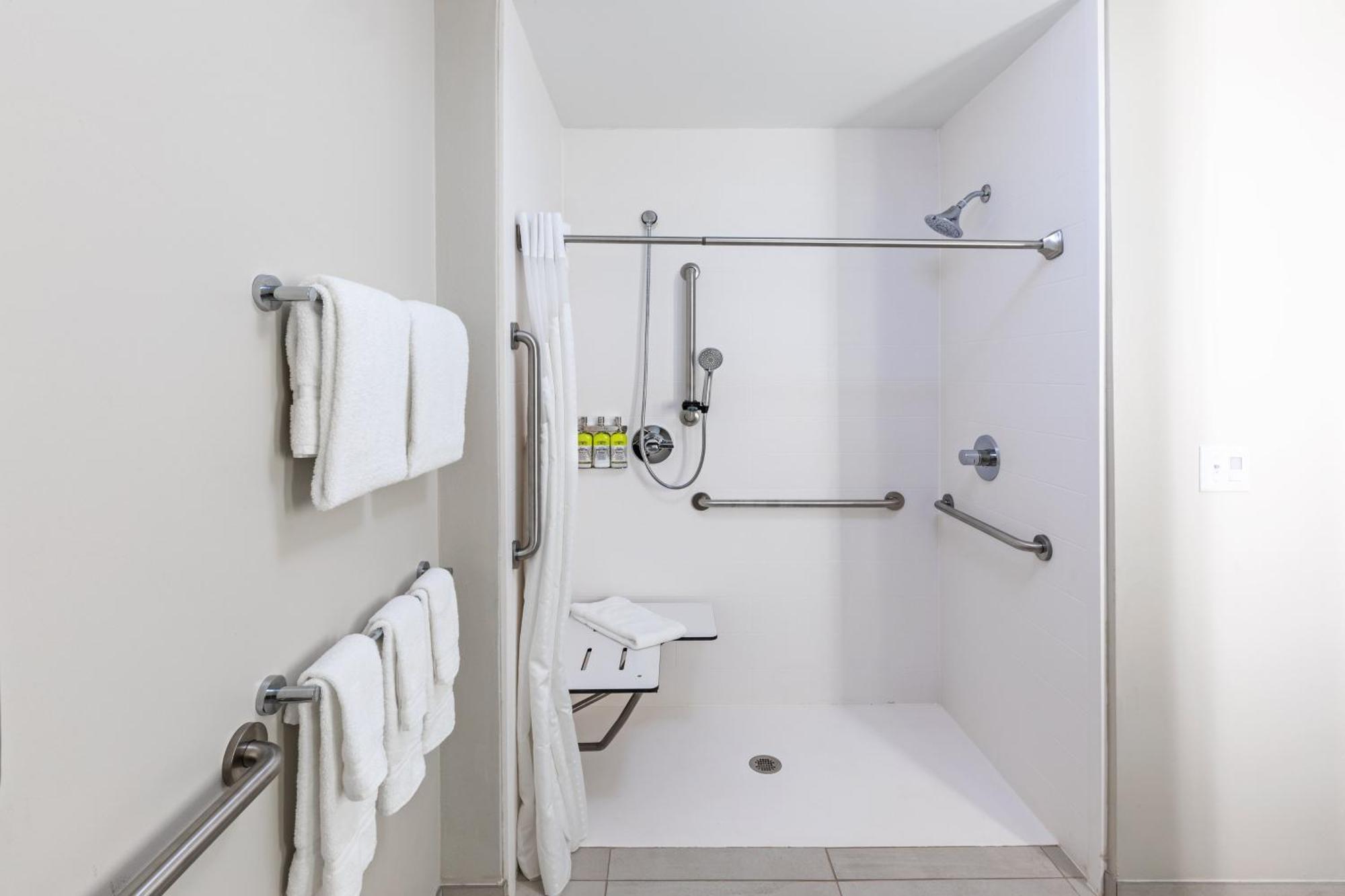 Holiday Inn Express & Suites Purcell By Ihg Eksteriør billede